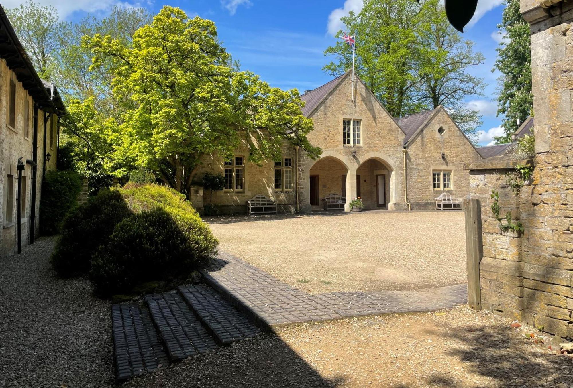 Orchardleigh Estate Hotel Frome Exterior foto